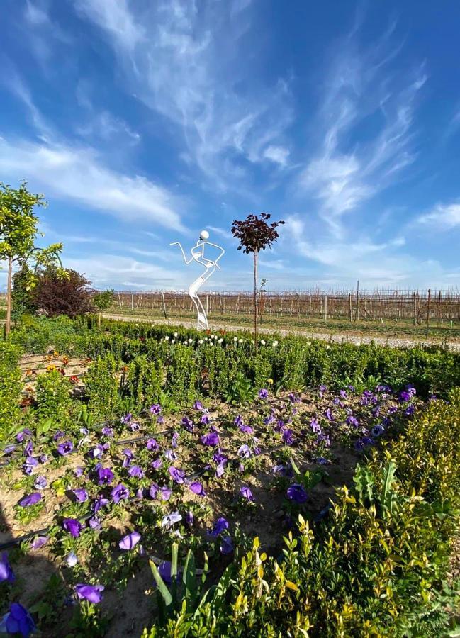 Uzumfermer Hotel & Winery Tashkent Exterior photo